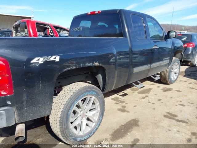 Photo 3 VIN: 1GCRKSE30BZ256380 - CHEVROLET SILVERADO 1500 