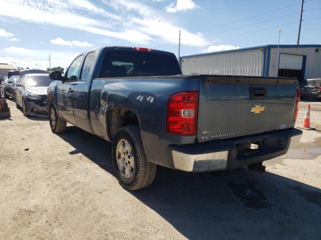 Photo 2 VIN: 1GCRKSE30BZ310809 - CHEVROLET SILVERADO 