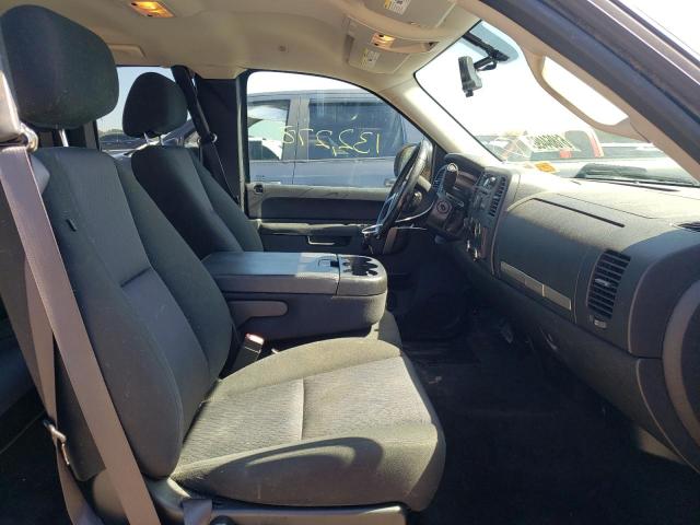 Photo 4 VIN: 1GCRKSE30BZ310809 - CHEVROLET SILVERADO 