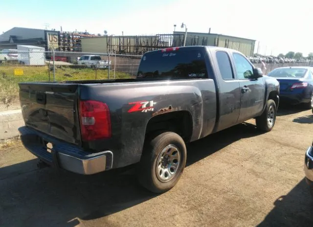 Photo 3 VIN: 1GCRKSE30BZ318473 - CHEVROLET SILVERADO 1500 