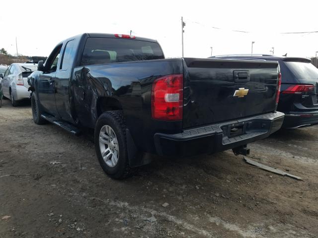 Photo 2 VIN: 1GCRKSE30BZ459446 - CHEVROLET SILVERADO 