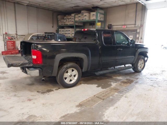 Photo 3 VIN: 1GCRKSE30BZ464887 - CHEVROLET SILVERADO 1500 