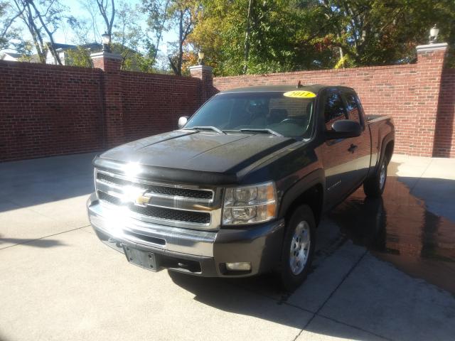 Photo 1 VIN: 1GCRKSE31BZ104088 - CHEVROLET SILVERADO 