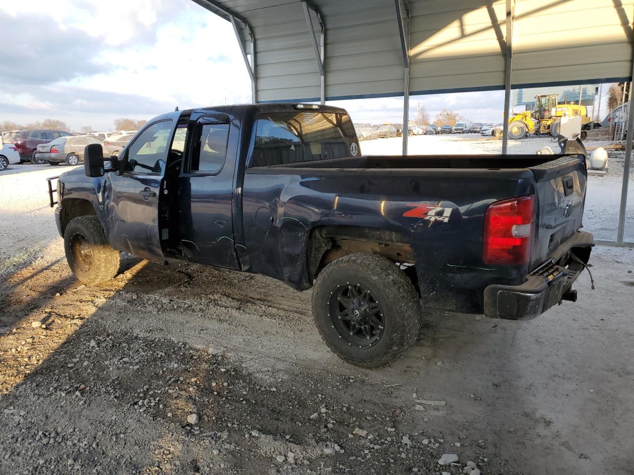 Photo 1 VIN: 1GCRKSE31BZ115284 - CHEVROLET SILVERADO 