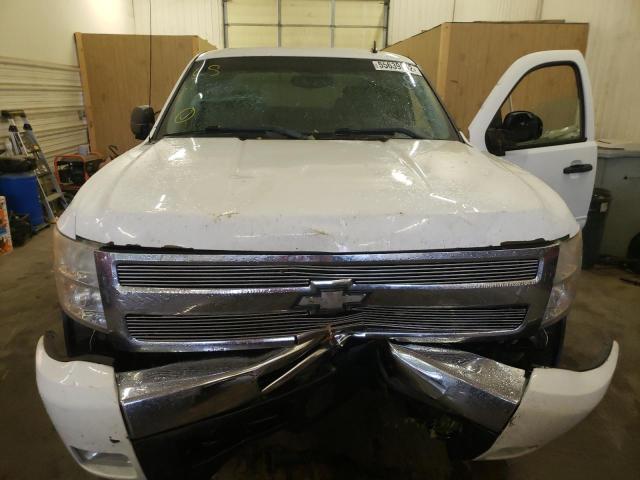 Photo 6 VIN: 1GCRKSE31BZ126818 - CHEVROLET SILVERADO 