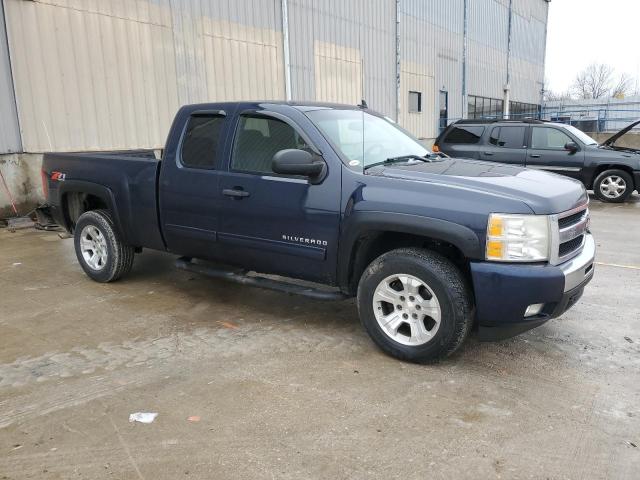 Photo 3 VIN: 1GCRKSE31BZ149841 - CHEVROLET SILVERADO 