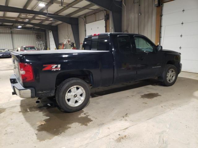 Photo 2 VIN: 1GCRKSE31BZ236428 - CHEVROLET SILVERADO 