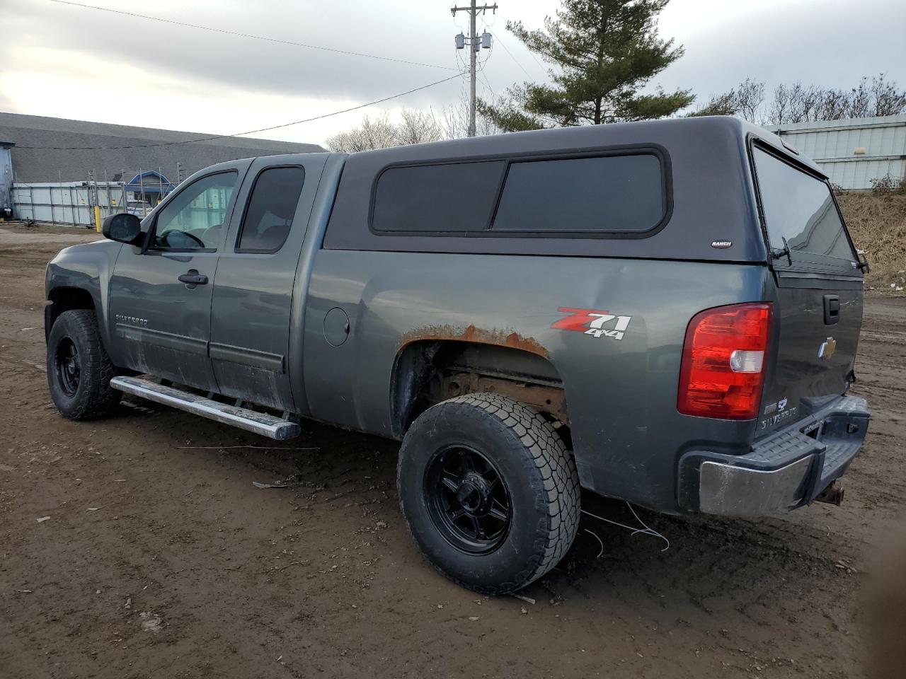 Photo 1 VIN: 1GCRKSE31BZ244500 - CHEVROLET SILVERADO 