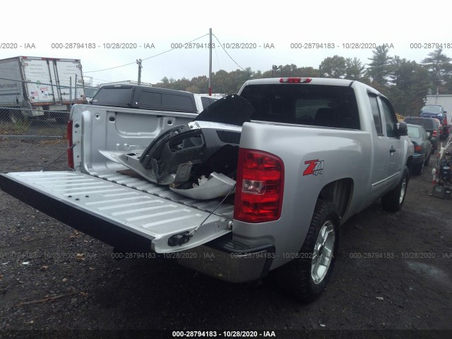 Photo 3 VIN: 1GCRKSE31BZ267355 - CHEVROLET SILVERADO 1500 