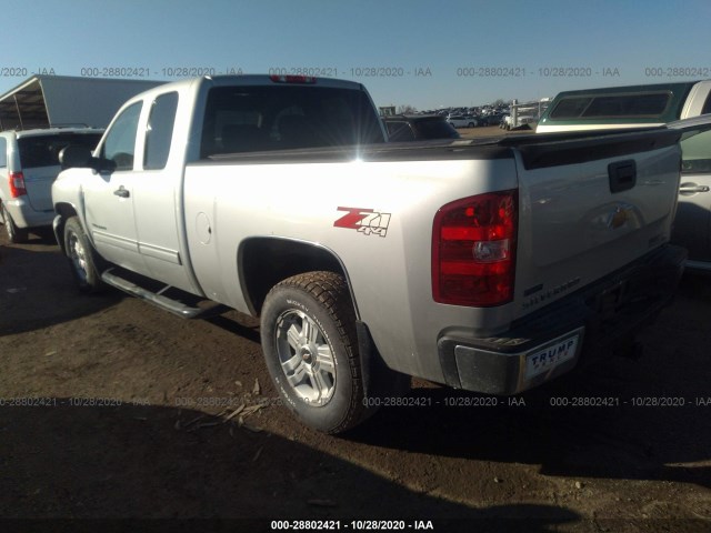 Photo 2 VIN: 1GCRKSE31BZ270871 - CHEVROLET SILVERADO 1500 