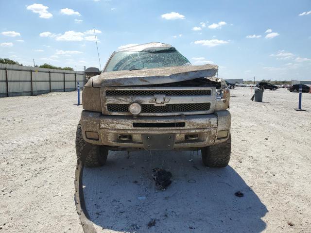 Photo 4 VIN: 1GCRKSE31BZ301018 - CHEVROLET SILVERADO 