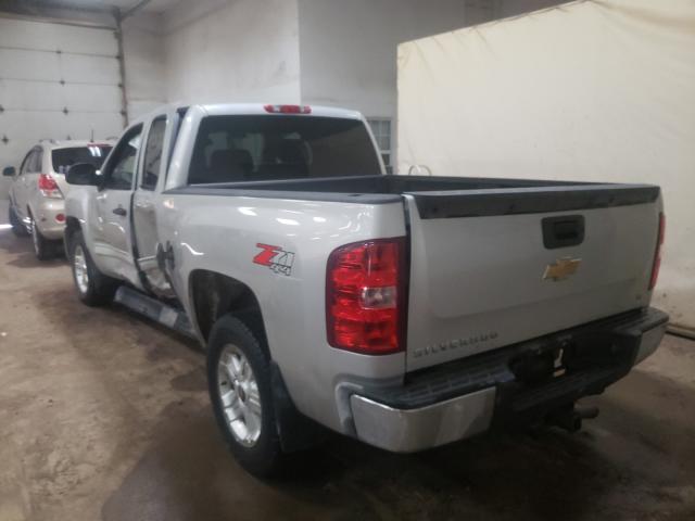 Photo 2 VIN: 1GCRKSE31BZ306350 - CHEVROLET SILVERADO 