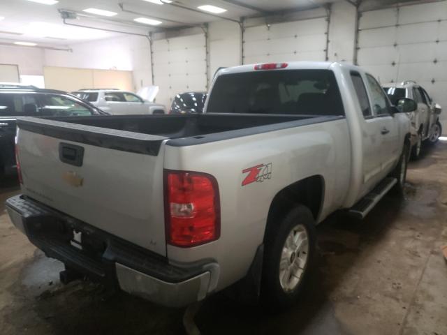 Photo 3 VIN: 1GCRKSE31BZ306350 - CHEVROLET SILVERADO 