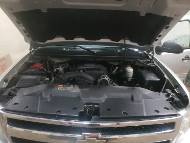 Photo 6 VIN: 1GCRKSE31BZ306350 - CHEVROLET SILVERADO 