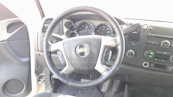 Photo 12 VIN: 1GCRKSE31BZ313640 - CHEVROLET SILVERADO 