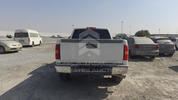 Photo 6 VIN: 1GCRKSE31BZ313640 - CHEVROLET SILVERADO 