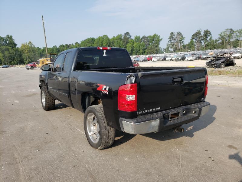 Photo 2 VIN: 1GCRKSE31BZ328719 - CHEVROLET SILVERADO 