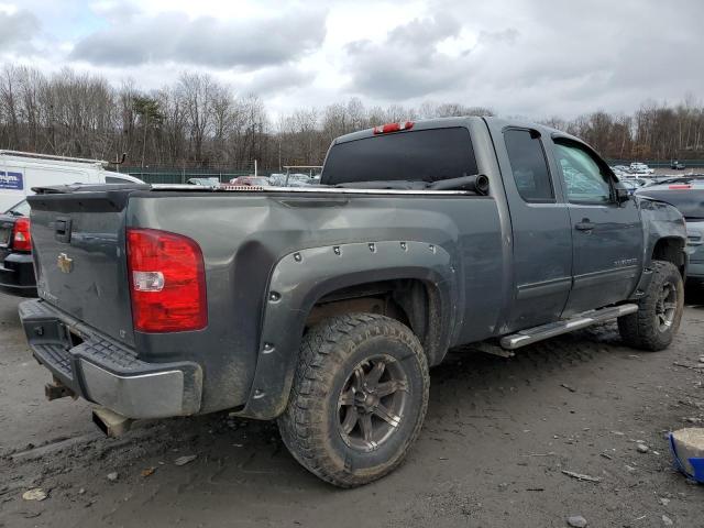 Photo 2 VIN: 1GCRKSE31BZ436421 - CHEVROLET SILVERADO 