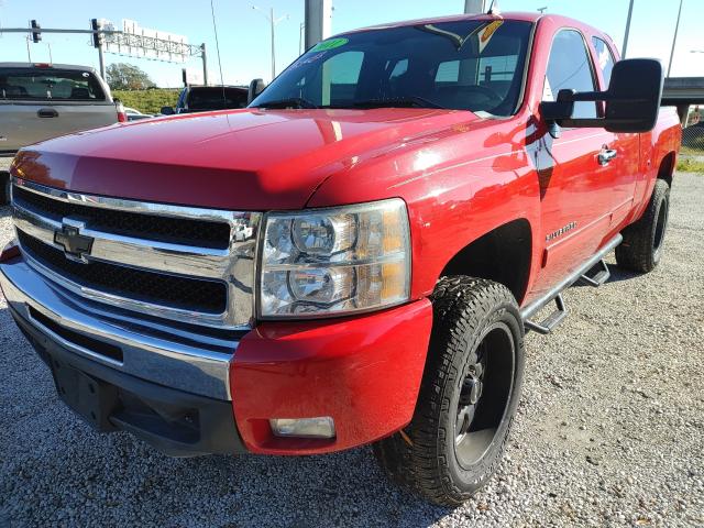 Photo 1 VIN: 1GCRKSE31BZ460427 - CHEVROLET SILVERADO 