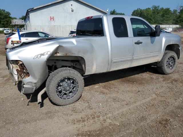 Photo 2 VIN: 1GCRKSE32BZ140842 - CHEVROLET SILVERADO 