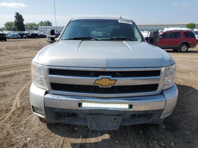 Photo 4 VIN: 1GCRKSE32BZ140842 - CHEVROLET SILVERADO 