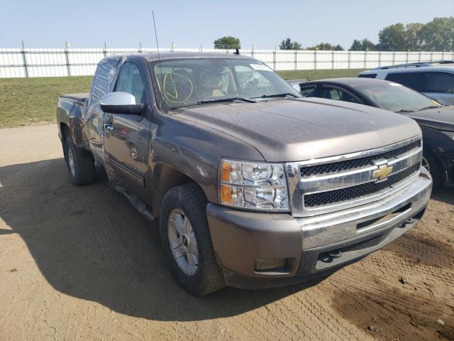 Photo 0 VIN: 1GCRKSE32BZ317972 - CHEVROLET SILVERADO 