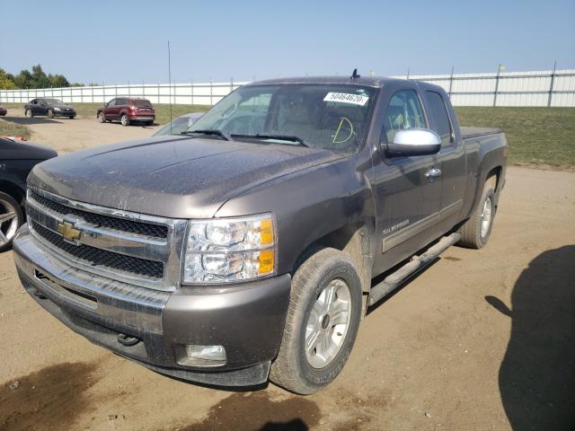 Photo 1 VIN: 1GCRKSE32BZ317972 - CHEVROLET SILVERADO 