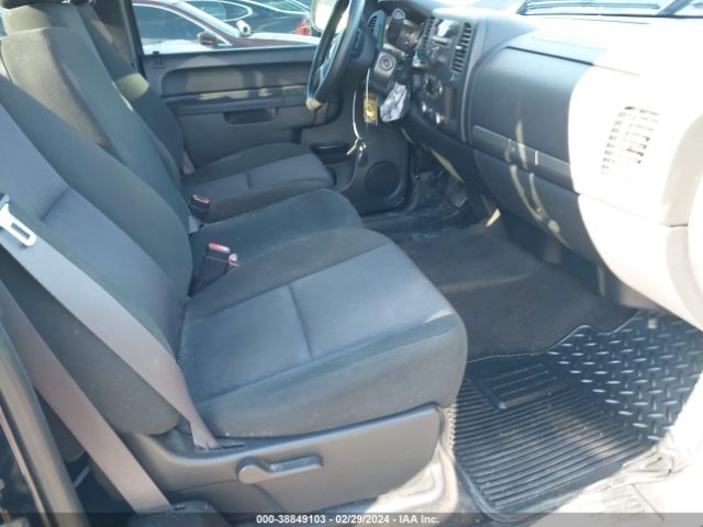 Photo 4 VIN: 1GCRKSE32BZ338983 - CHEVROLET SILVERADO 1500 