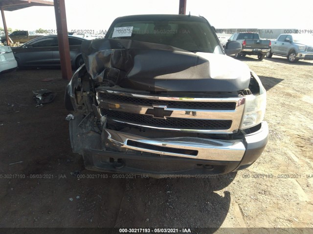 Photo 5 VIN: 1GCRKSE32BZ441675 - CHEVROLET SILVERADO 1500 