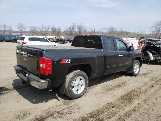 Photo 3 VIN: 1GCRKSE33BZ177270 - CHEVROLET SILVERADO 