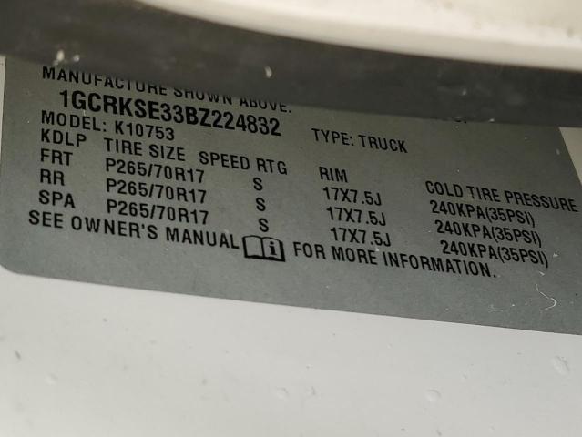 Photo 11 VIN: 1GCRKSE33BZ224832 - CHEVROLET SILVERADO 