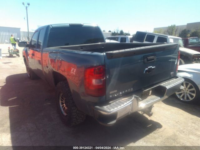 Photo 2 VIN: 1GCRKSE33BZ246393 - CHEVROLET SILVERADO 1500 