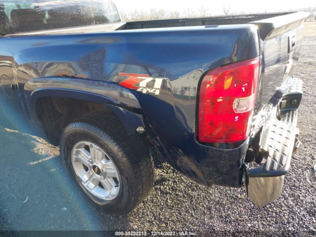 Photo 5 VIN: 1GCRKSE33BZ259614 - CHEVROLET SILVERADO 1500 