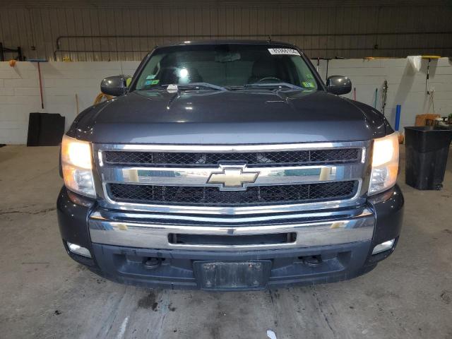 Photo 4 VIN: 1GCRKSE33BZ277787 - CHEVROLET SILVERADO 