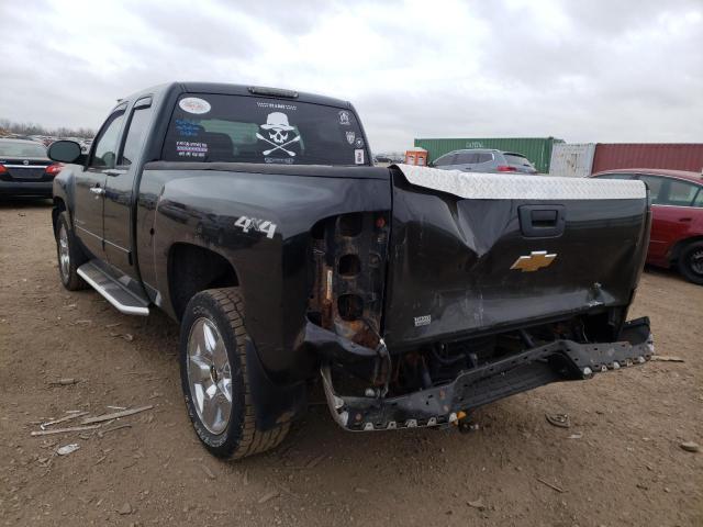 Photo 2 VIN: 1GCRKSE34BZ131785 - CHEVROLET SILVERADO 