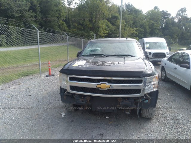 Photo 5 VIN: 1GCRKSE34BZ133357 - CHEVROLET SILVERADO 1500 