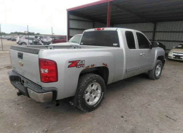 Photo 3 VIN: 1GCRKSE34BZ213161 - CHEVROLET SILVERADO 1500 