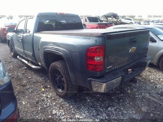 Photo 2 VIN: 1GCRKSE34BZ318184 - CHEVROLET SILVERADO 1500 