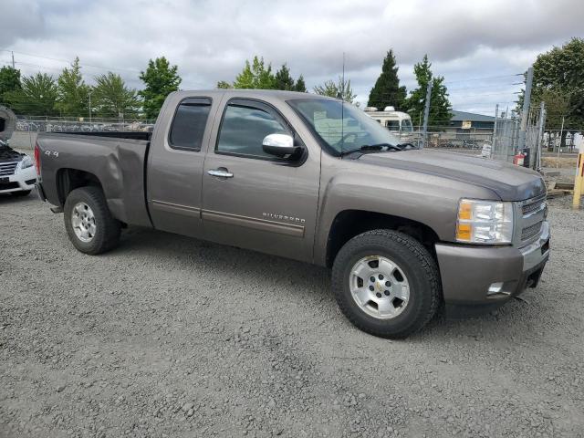 Photo 3 VIN: 1GCRKSE34BZ340024 - CHEVROLET SILVERADO 