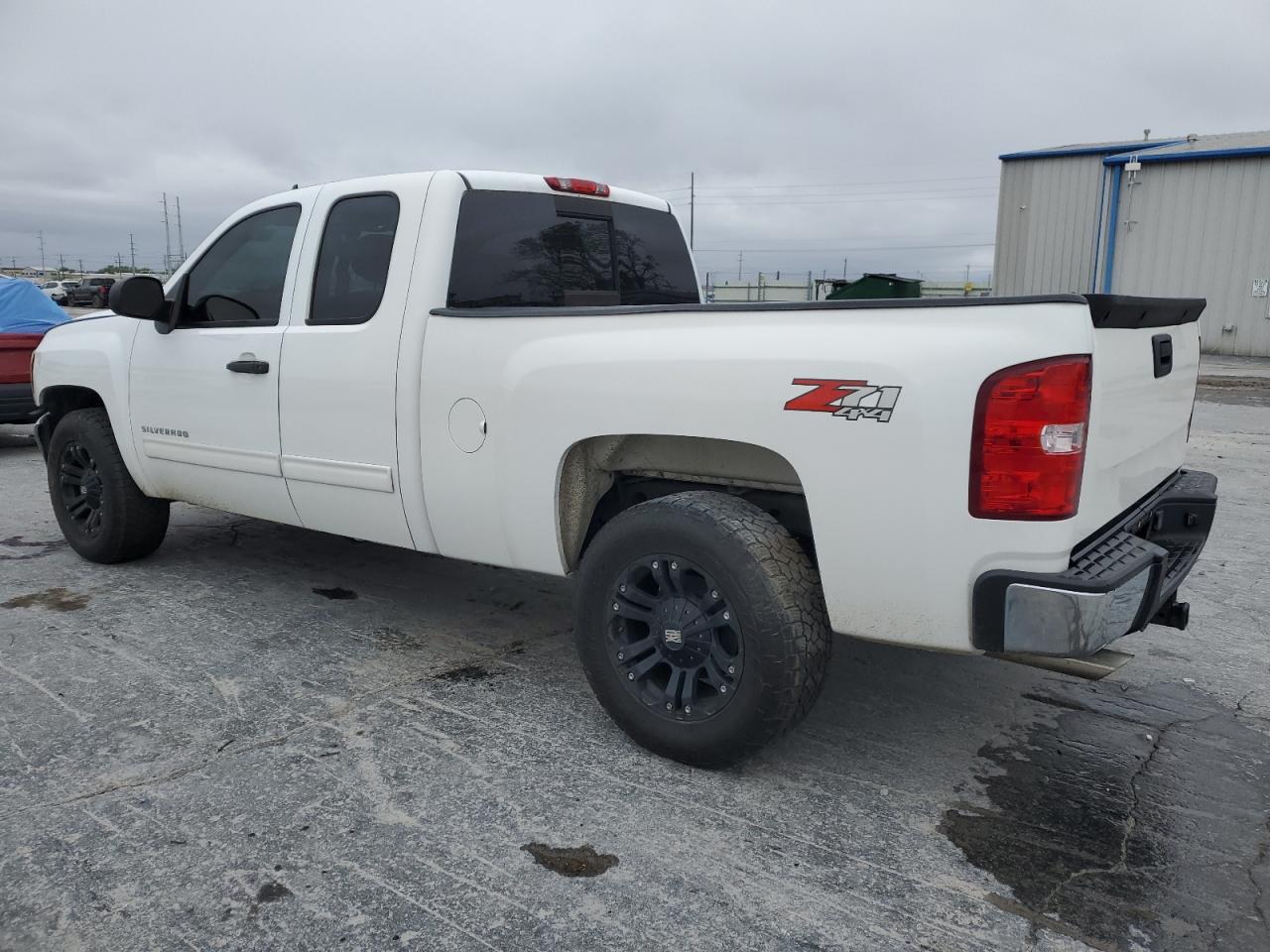 Photo 1 VIN: 1GCRKSE35BZ158557 - CHEVROLET SILVERADO 