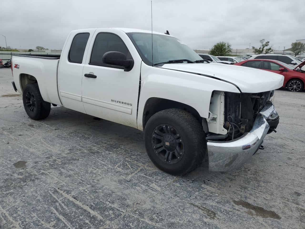 Photo 3 VIN: 1GCRKSE35BZ158557 - CHEVROLET SILVERADO 