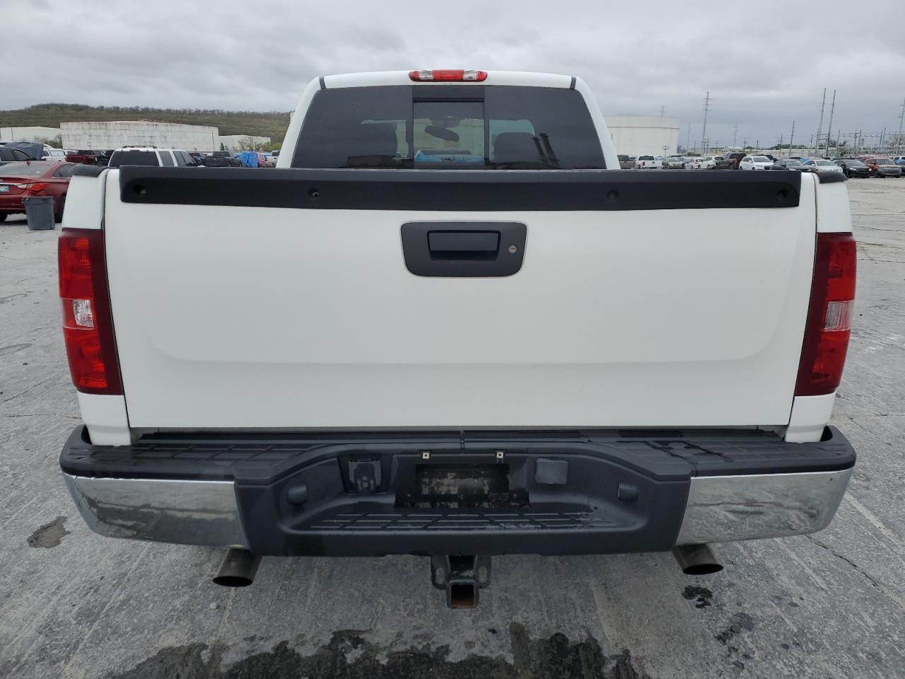 Photo 5 VIN: 1GCRKSE35BZ158557 - CHEVROLET SILVERADO 