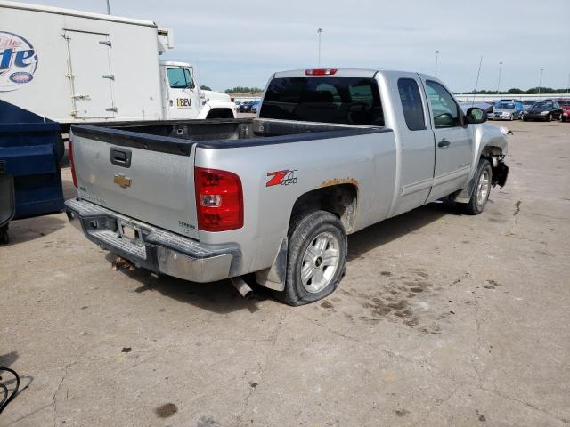 Photo 3 VIN: 1GCRKSE35BZ186178 - CHEVROLET SILVERADO 