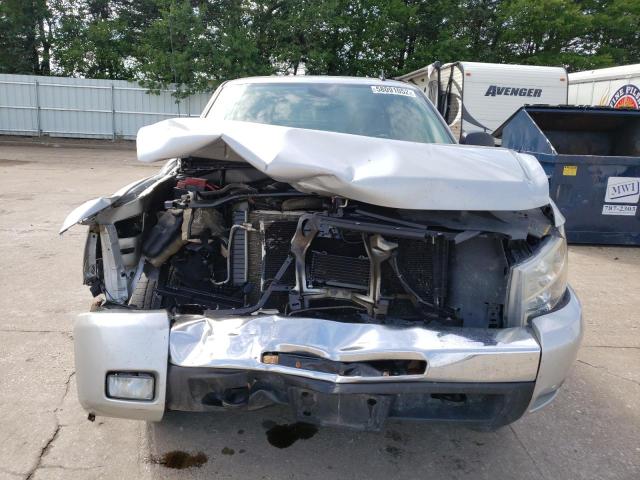 Photo 8 VIN: 1GCRKSE35BZ186178 - CHEVROLET SILVERADO 