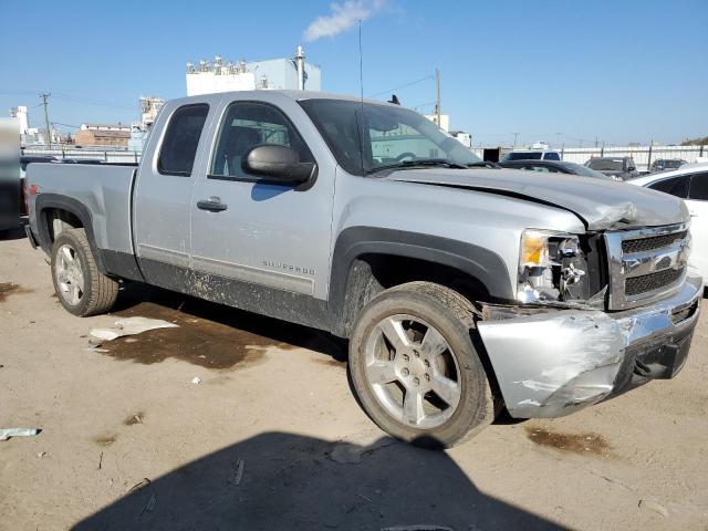 Photo 3 VIN: 1GCRKSE35BZ243401 - CHEVROLET SILVERADO 