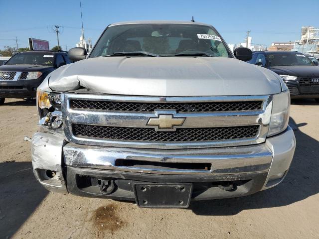 Photo 4 VIN: 1GCRKSE35BZ243401 - CHEVROLET SILVERADO 