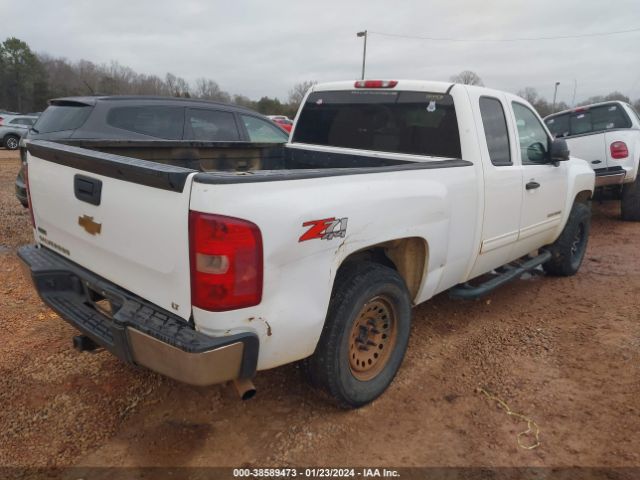 Photo 3 VIN: 1GCRKSE35BZ261302 - CHEVROLET SILVERADO 1500 