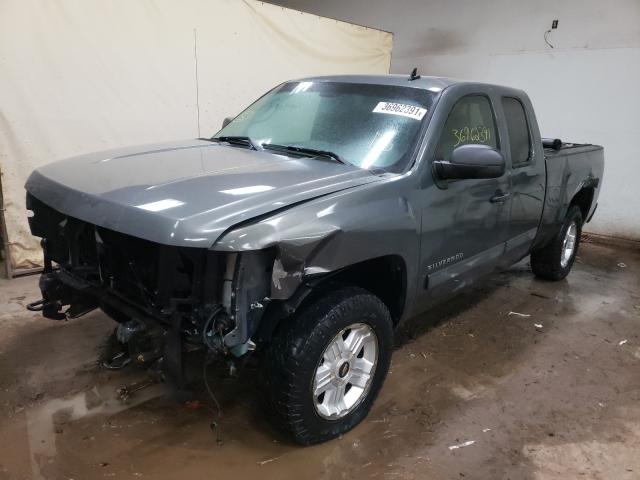 Photo 1 VIN: 1GCRKSE35BZ272137 - CHEVROLET SILVERADO 