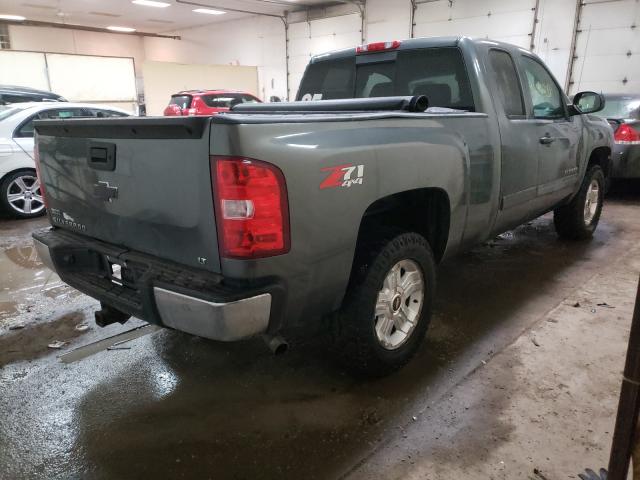 Photo 3 VIN: 1GCRKSE35BZ272137 - CHEVROLET SILVERADO 