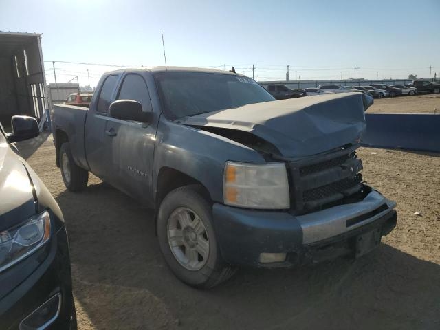 Photo 3 VIN: 1GCRKSE35BZ360895 - CHEVROLET SILVERADO 